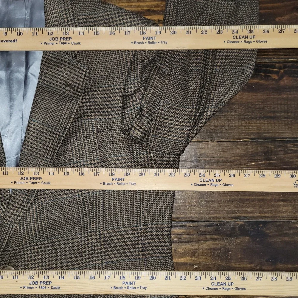 VTG JOS A BANK Men's Sport Coat Blazer Two Button‎ Brown Plaid 100% SILK 44R